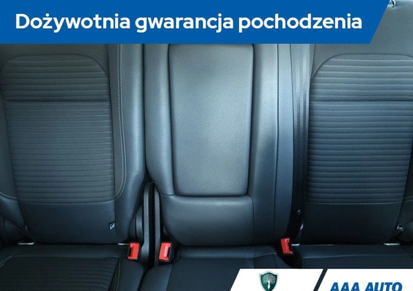 Ford Kuga cena 88000 przebieg: 82879, rok produkcji 2018 z Żyrardów małe 379